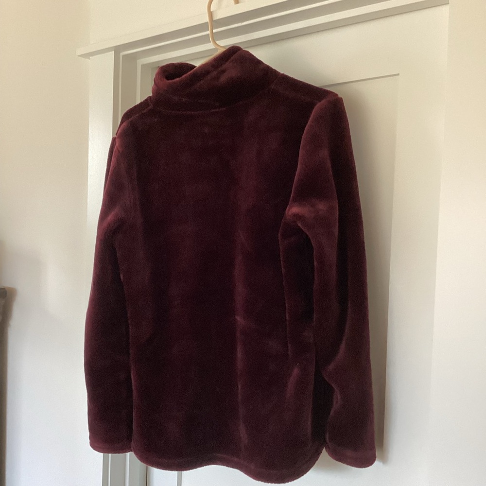 Ladies cranberry colored soft zip up jacket size L